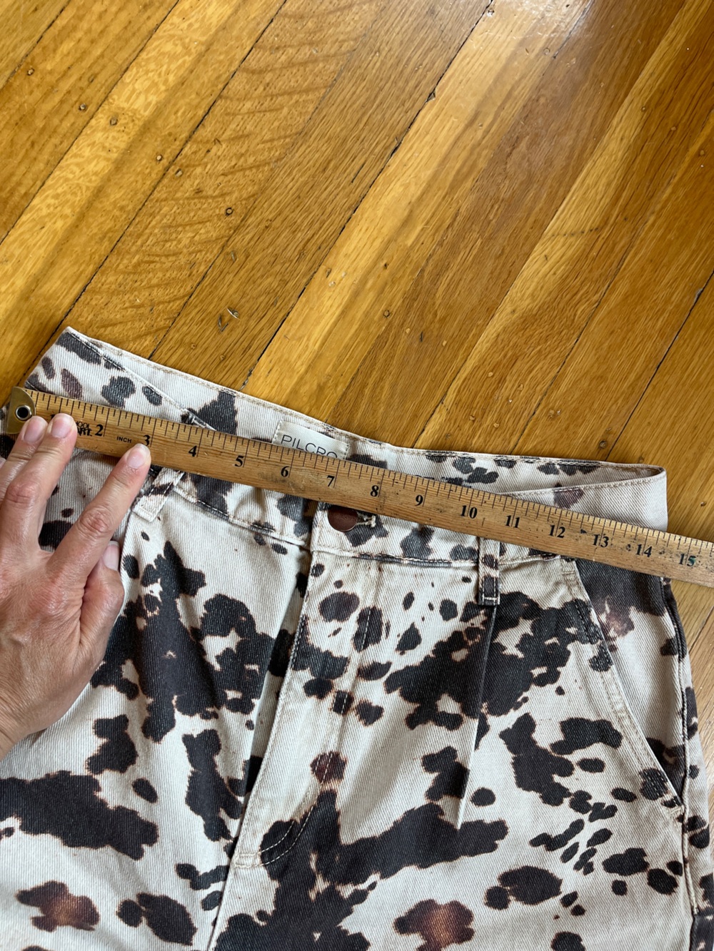 Pilcro wide leg animal splatter print brown cream jeans pleated JNCO 27 4 Y2K - Picture 11 of 13